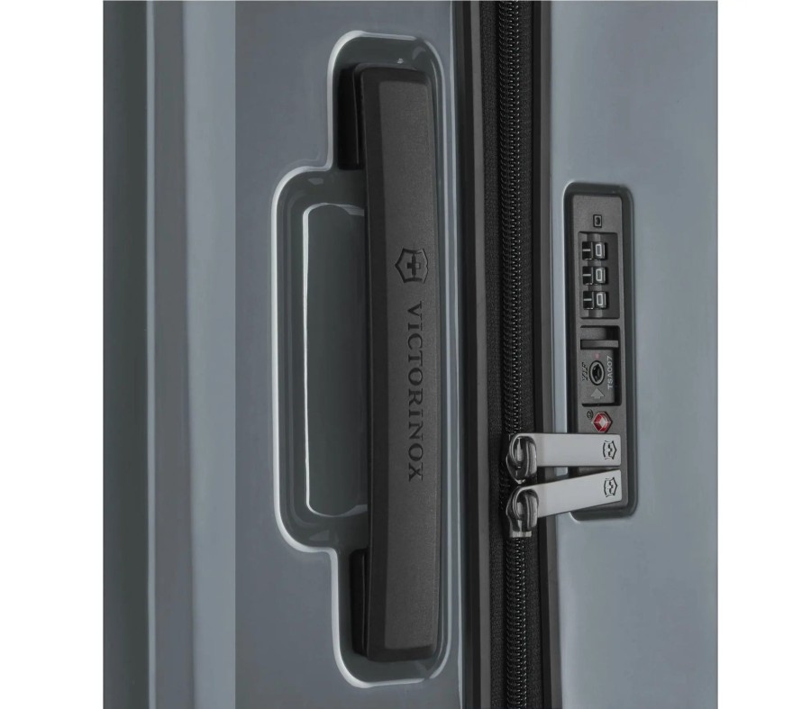 Luggage London Luggage | Airox Medium Hardside Case - Silver