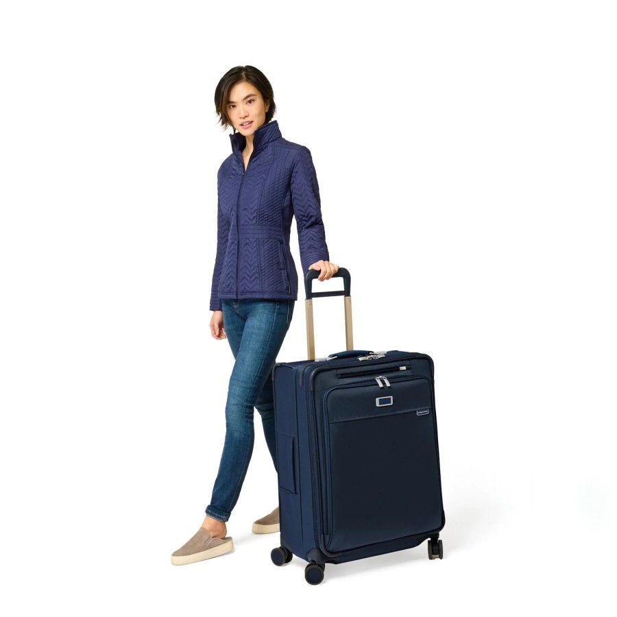 Luggage London Luggage | Baseline Medium Expandable Spinner - Navy